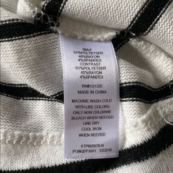 SOCIALITE Hacci Knit Slouchy Wide Sleeve Sweater-M - Picture 5 of 5